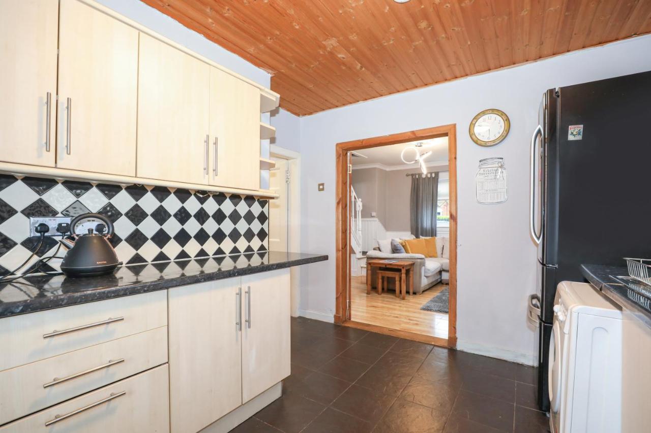 Beautiful 4 Bedroom Cottage - Ideal Location - Free Parking Edinburgh Exterior foto