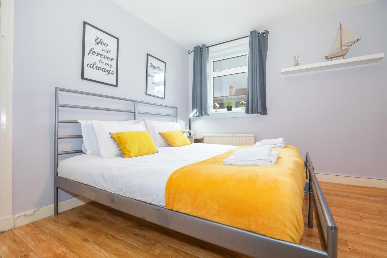Beautiful 4 Bedroom Cottage - Ideal Location - Free Parking Edinburgh Exterior foto