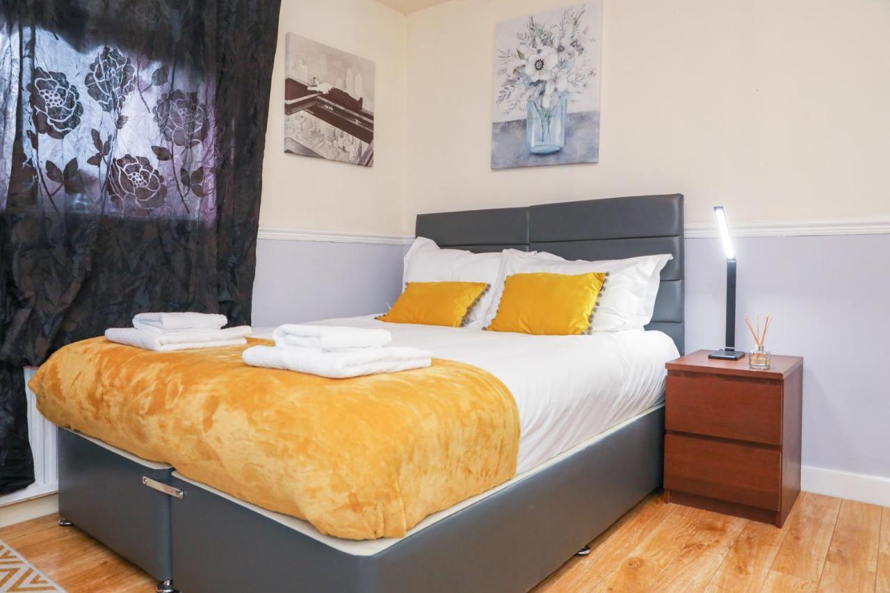 Beautiful 4 Bedroom Cottage - Ideal Location - Free Parking Edinburgh Exterior foto